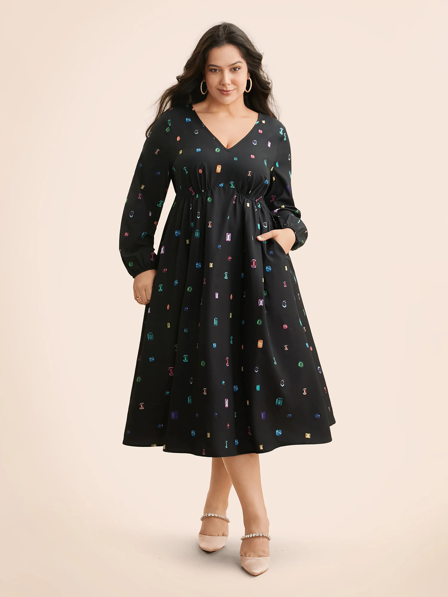 Color Diamond Print V Neck Dress