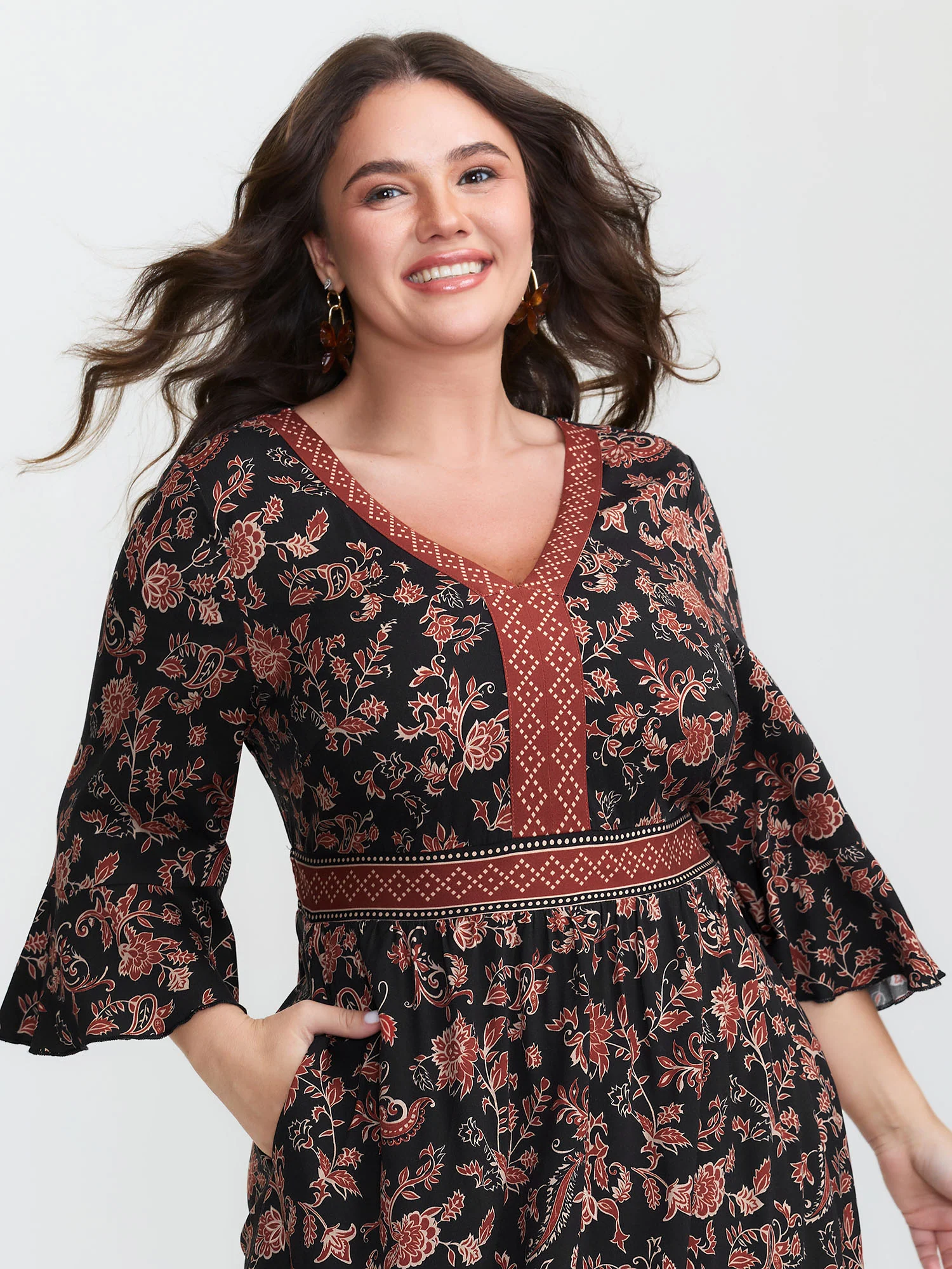 Floral Print Shirred Contrast Pockets Maxi Dress