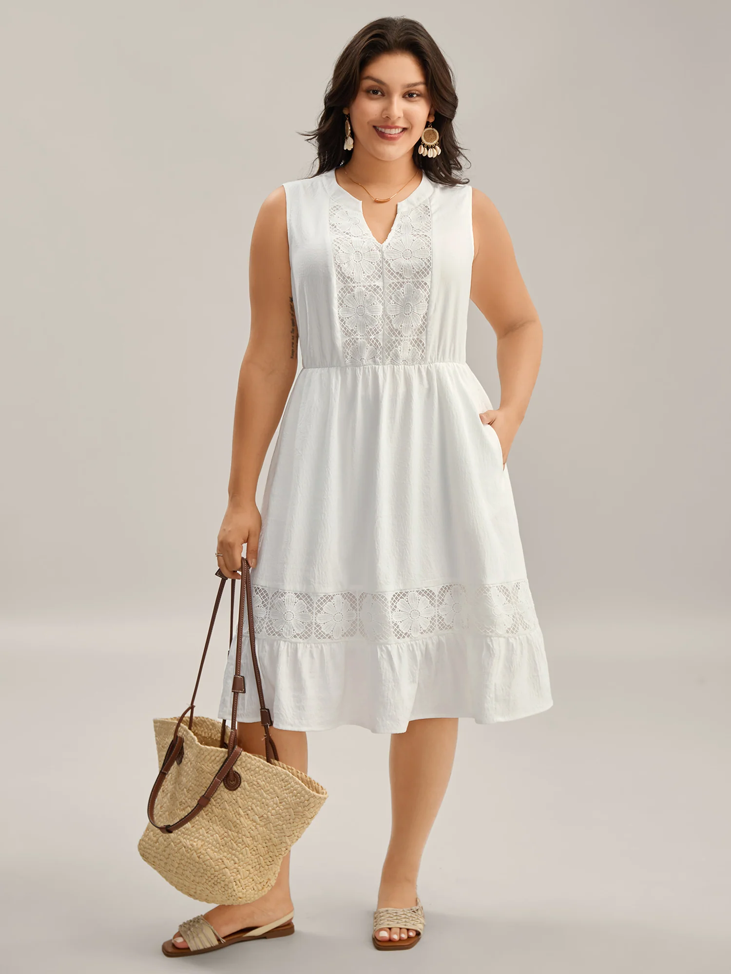 Floral Textured Solid Tiered Hem Midi Dress