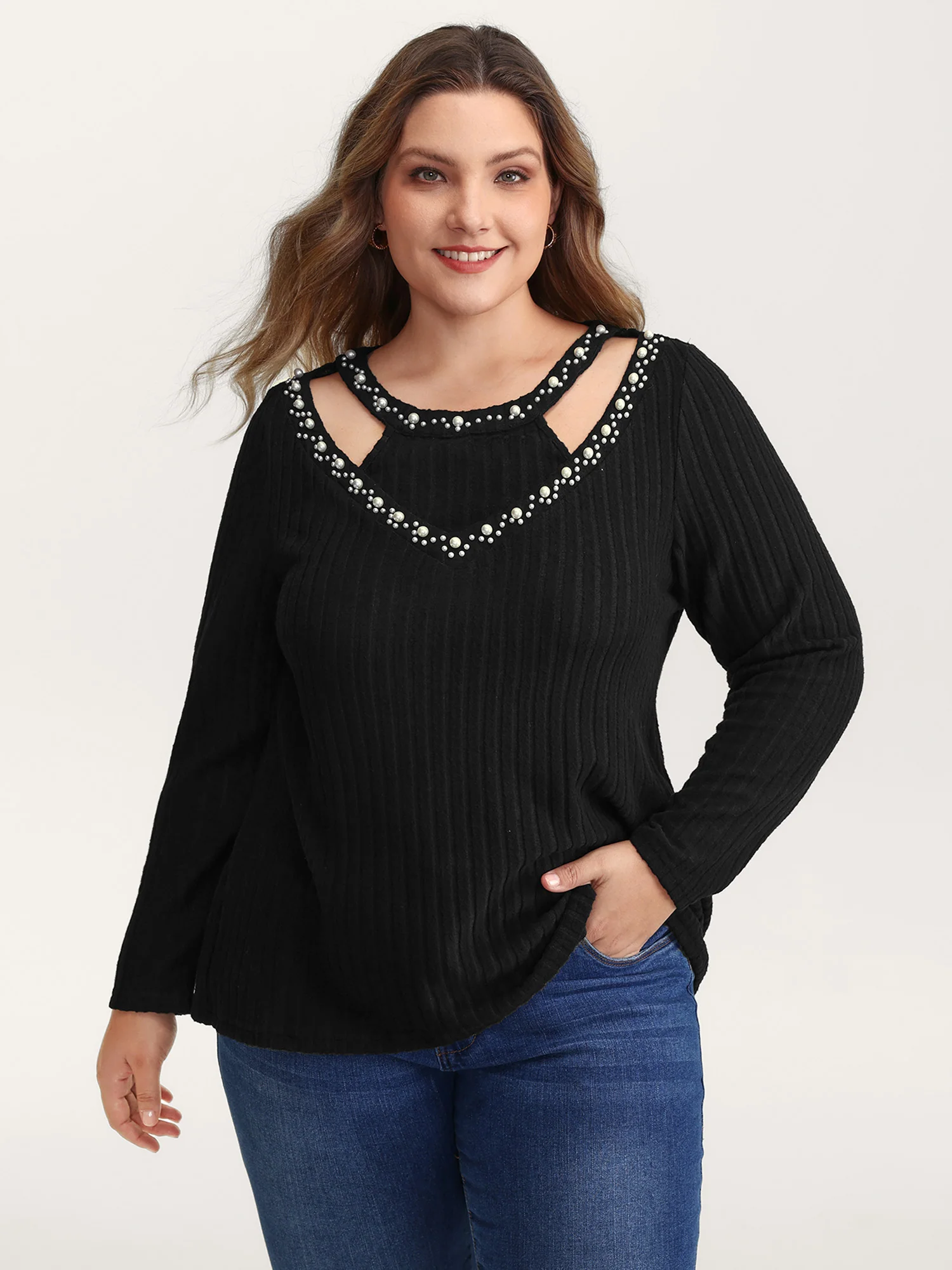 Bubble Beads Neck Cut-Out T-Shirt