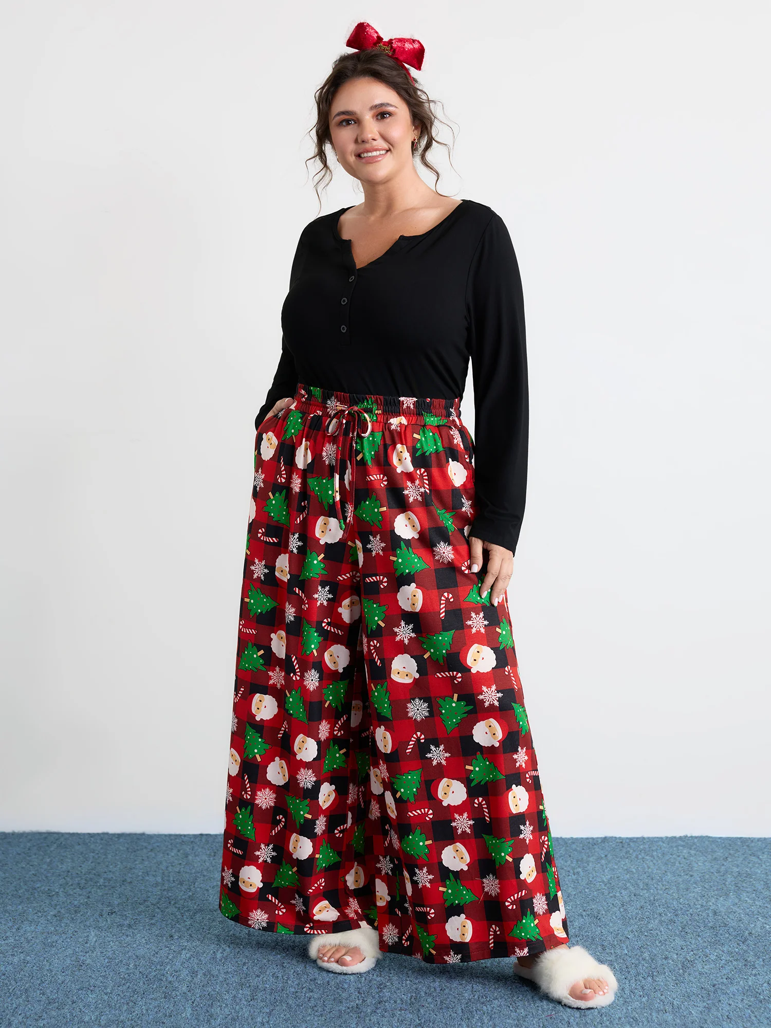 Santa Claus Christmas Wide Lounge Bottoms