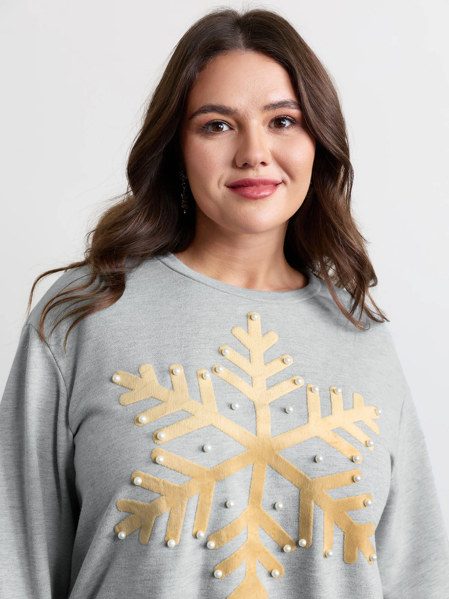 Sequin Snowflake Round Neck Sweatshirt