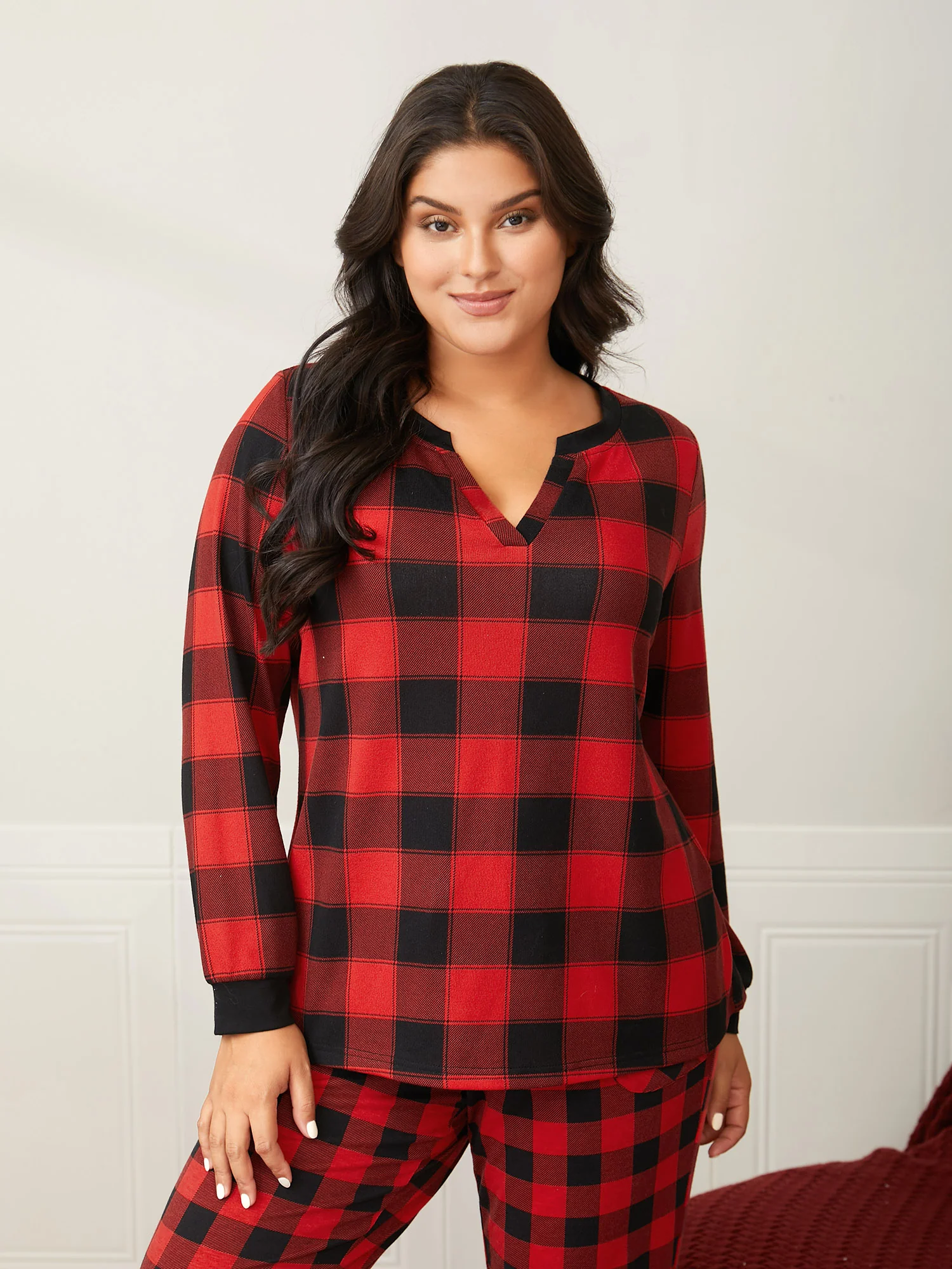 Checkered Contrast Collar Sleep Top