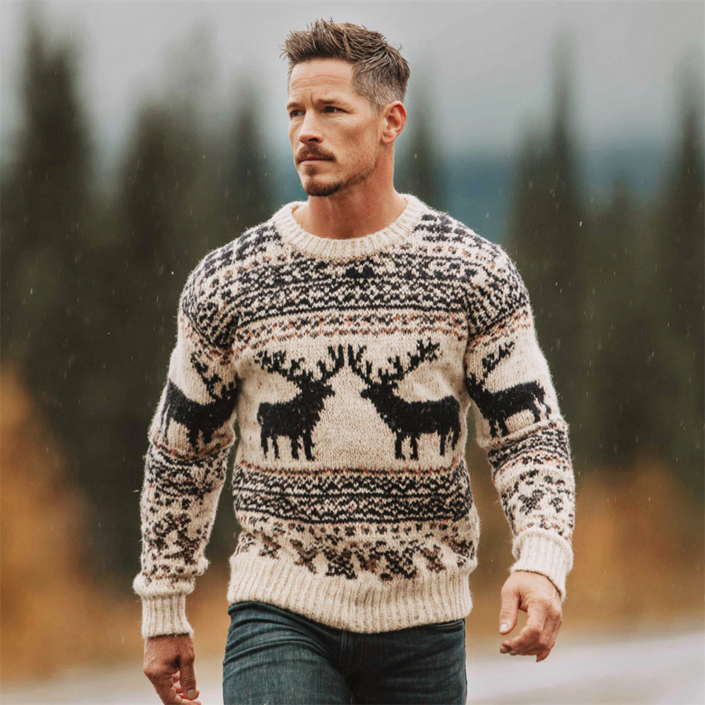 Christmas Reindeer Stripe Design Men's Icelandic Sweater
