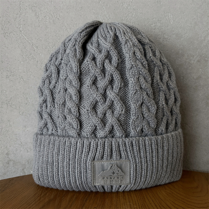 Unisex Thick Needle Wool Mountain Embroidery Knitted Hat