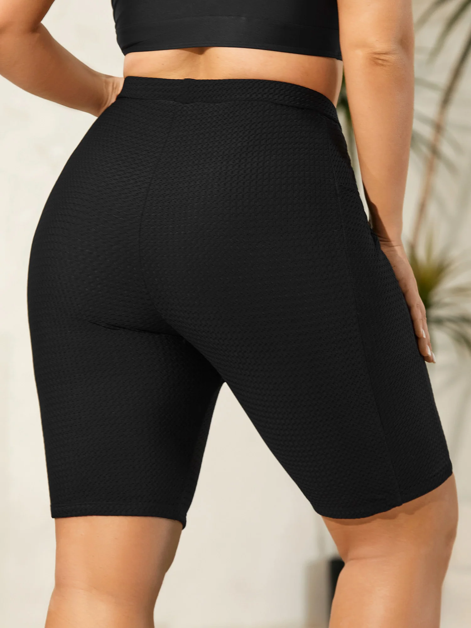 Textured Side Pockets Sculpting Swim Bottoms