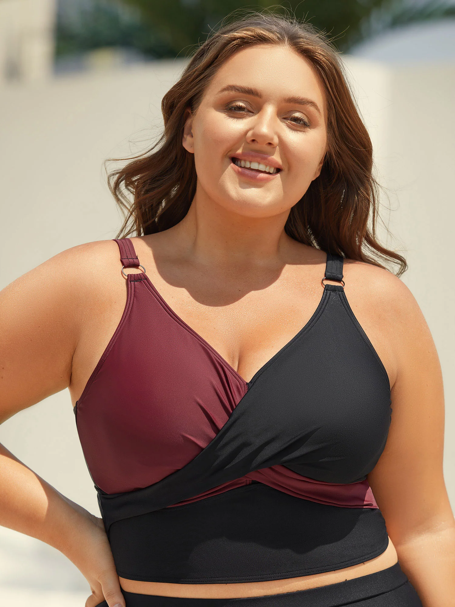 Color Block Twist Front Ruched Swim Top