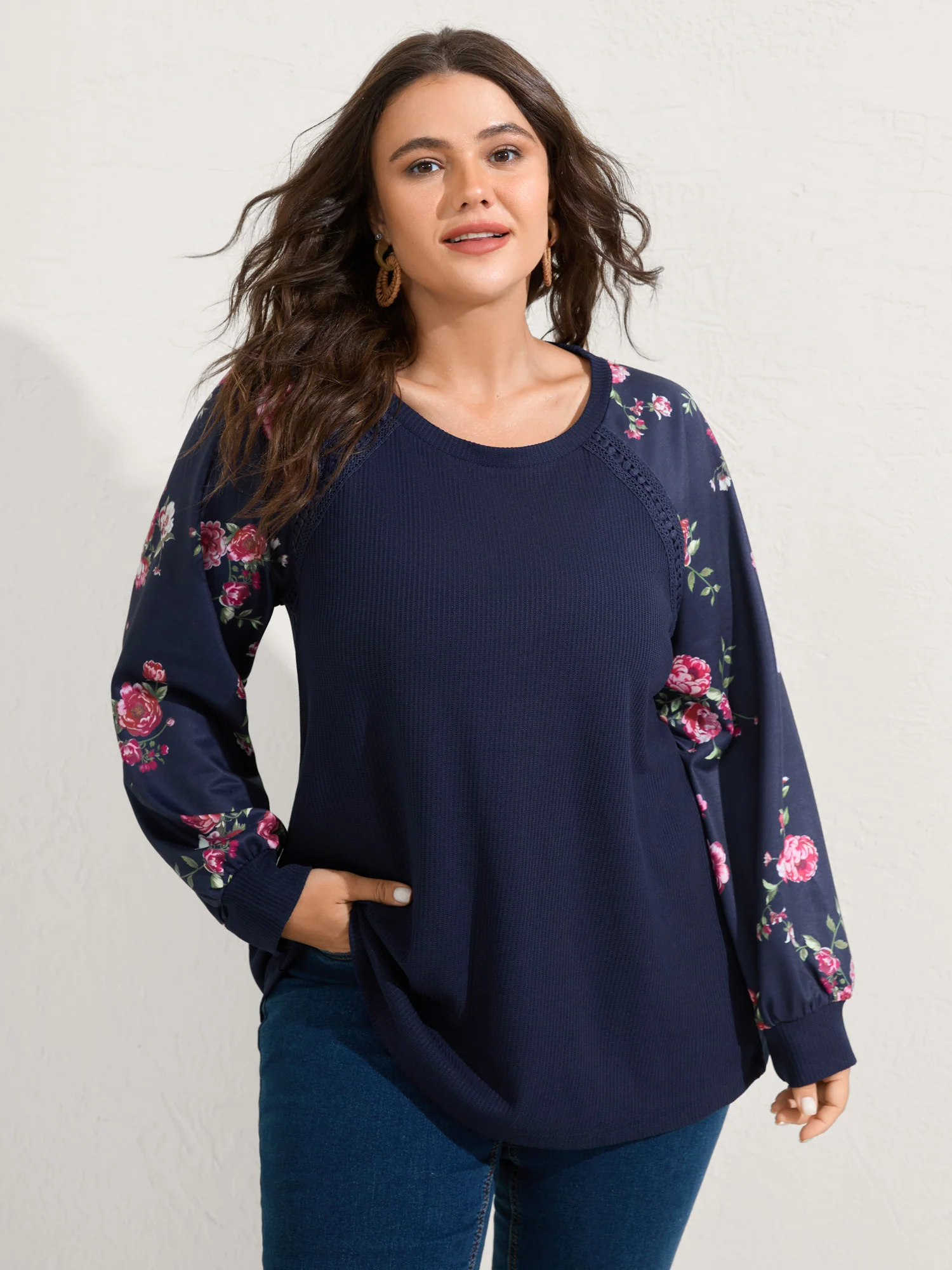 Rosy Sleeve Textured Lace Solid Sweatshirt