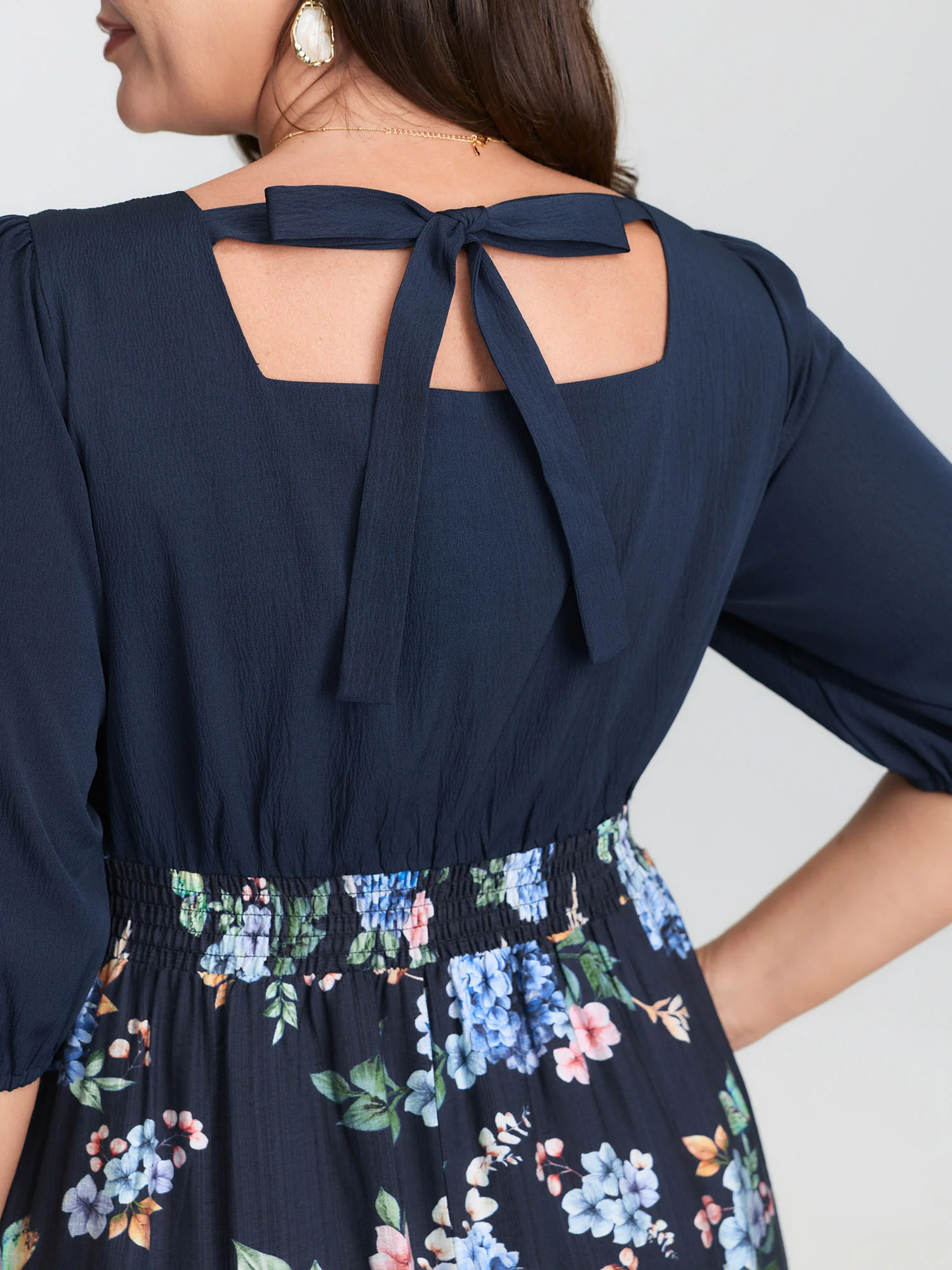 Vintage Floral Print Back-Tie Midi Dress