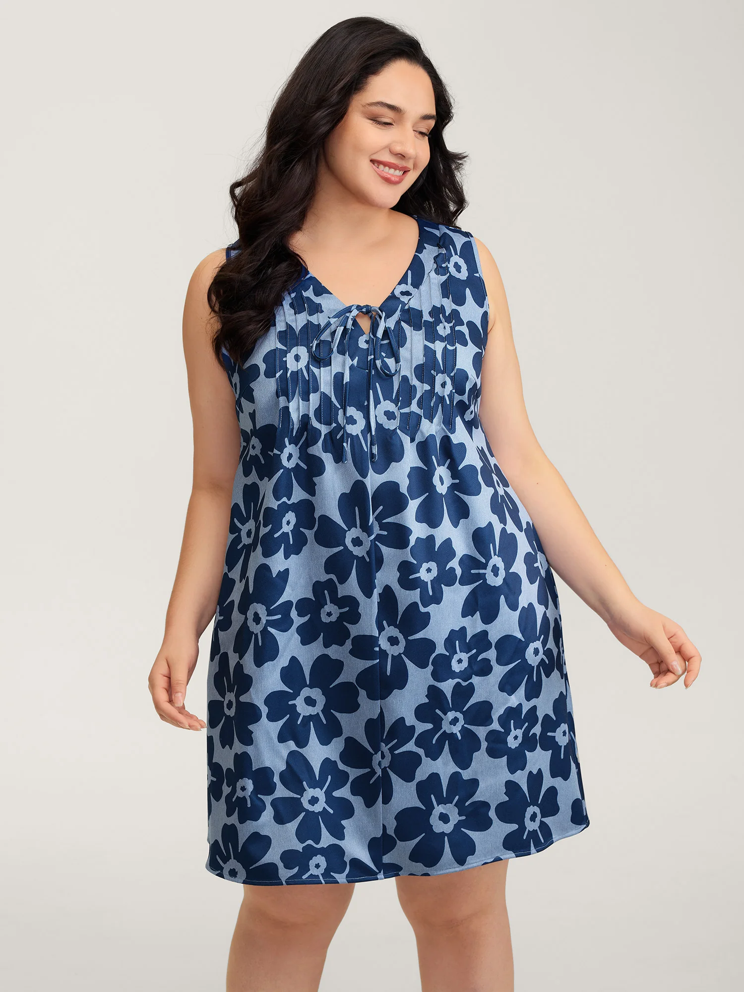 Floral Denim-Like Knee-Length Dress