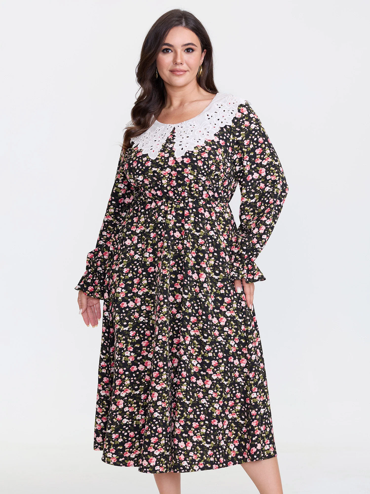 Lace Neckline Stretchy Waist-Defining Midi Dress