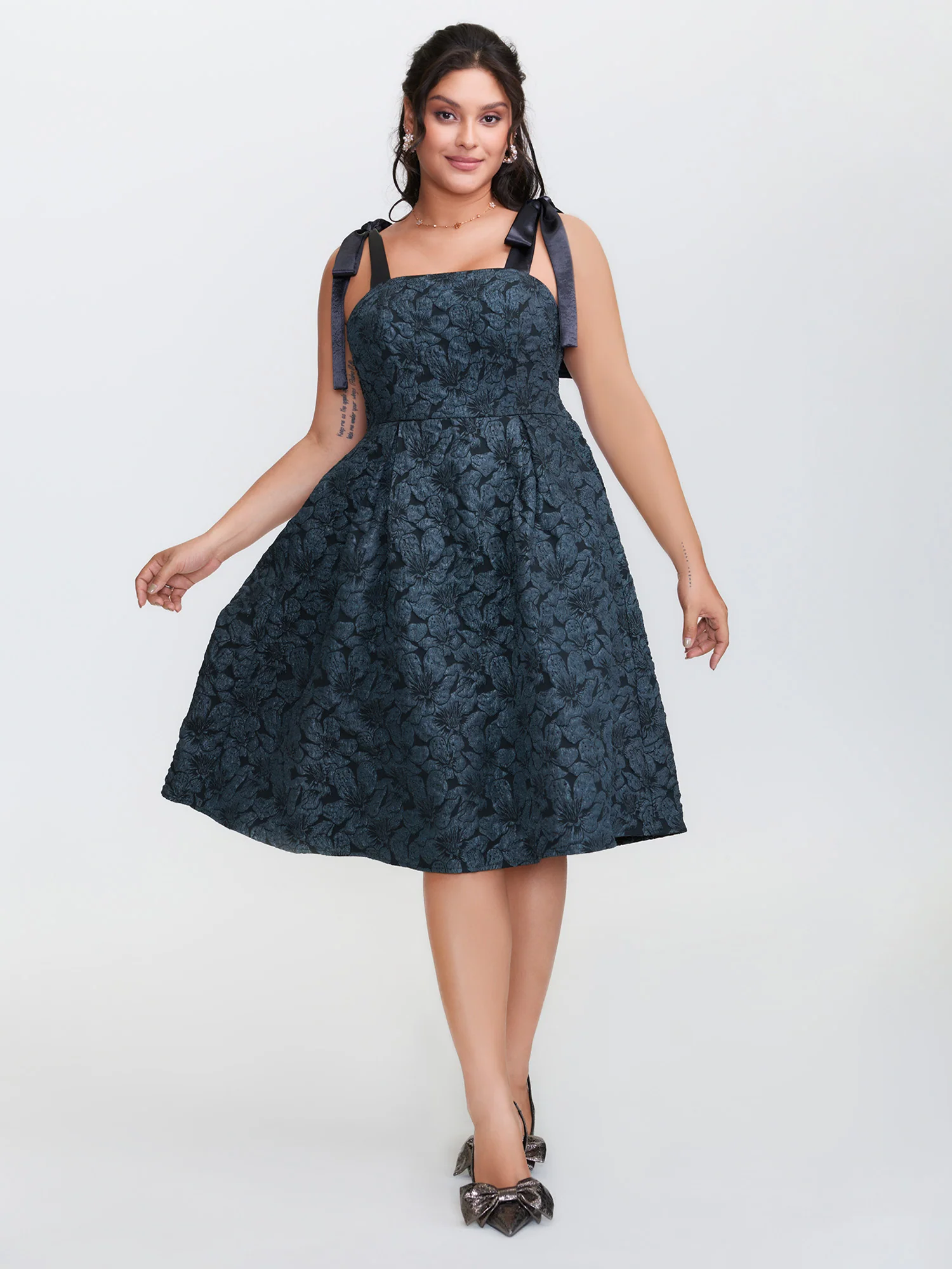 Floral Jacquard Shoulder Tie Midi Dress