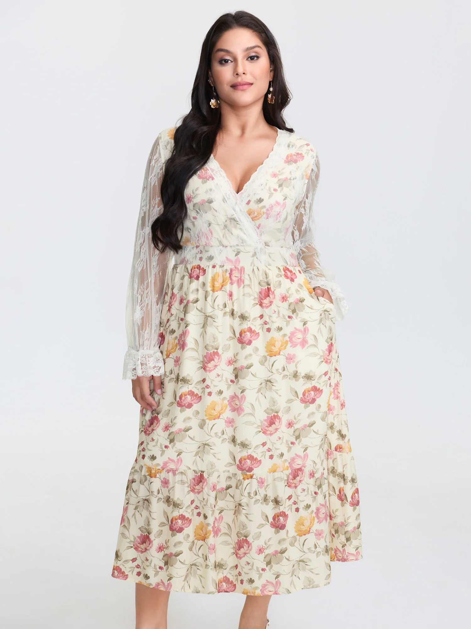 Floral Lace Trim Tiered Pockets Midi Dress
