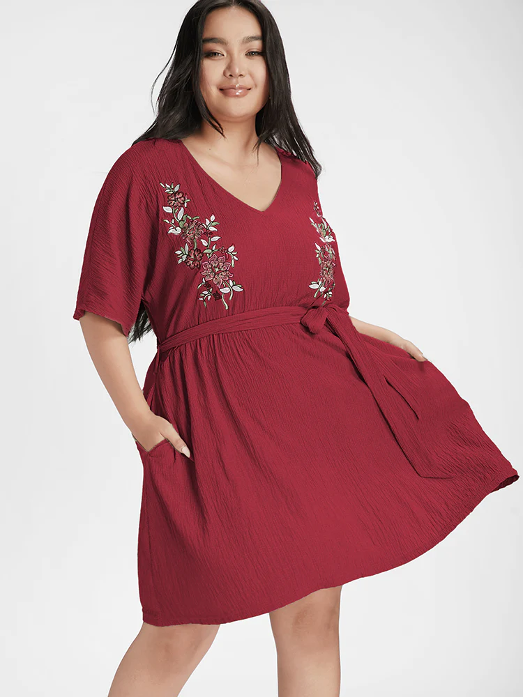 Floral Embroidered Pocket Belted Short Dress