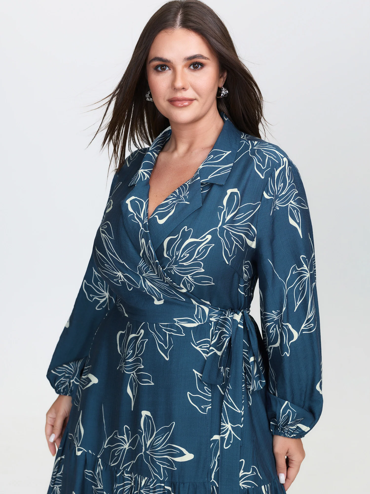 Silhouette Flower Print Wrap Neck Midi Dress