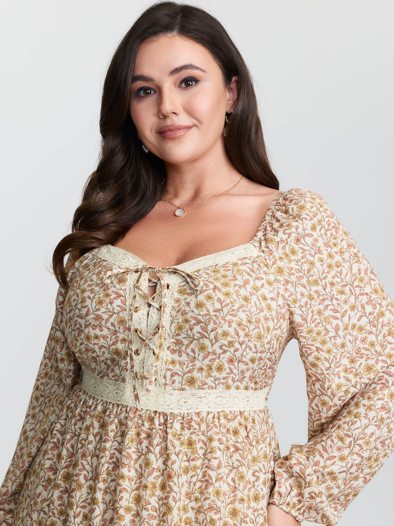 Retro Floral Print Lace Trim Midi Dress