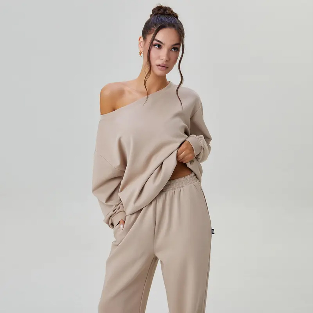 Women's Leisure Solid Color Sloping Shoulder Long Sleeve Set