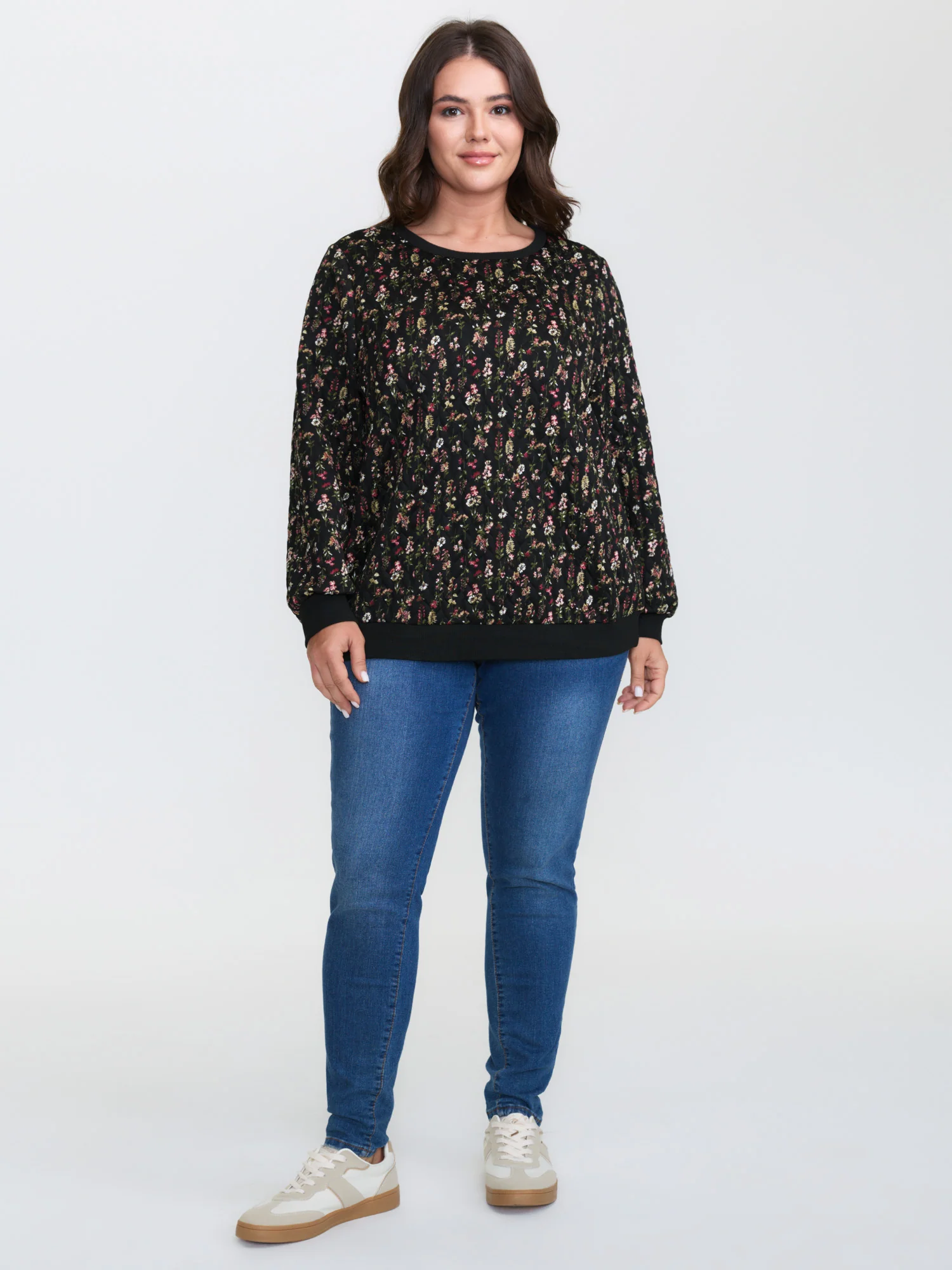 Floral Textured Round Neck Sweatshirt