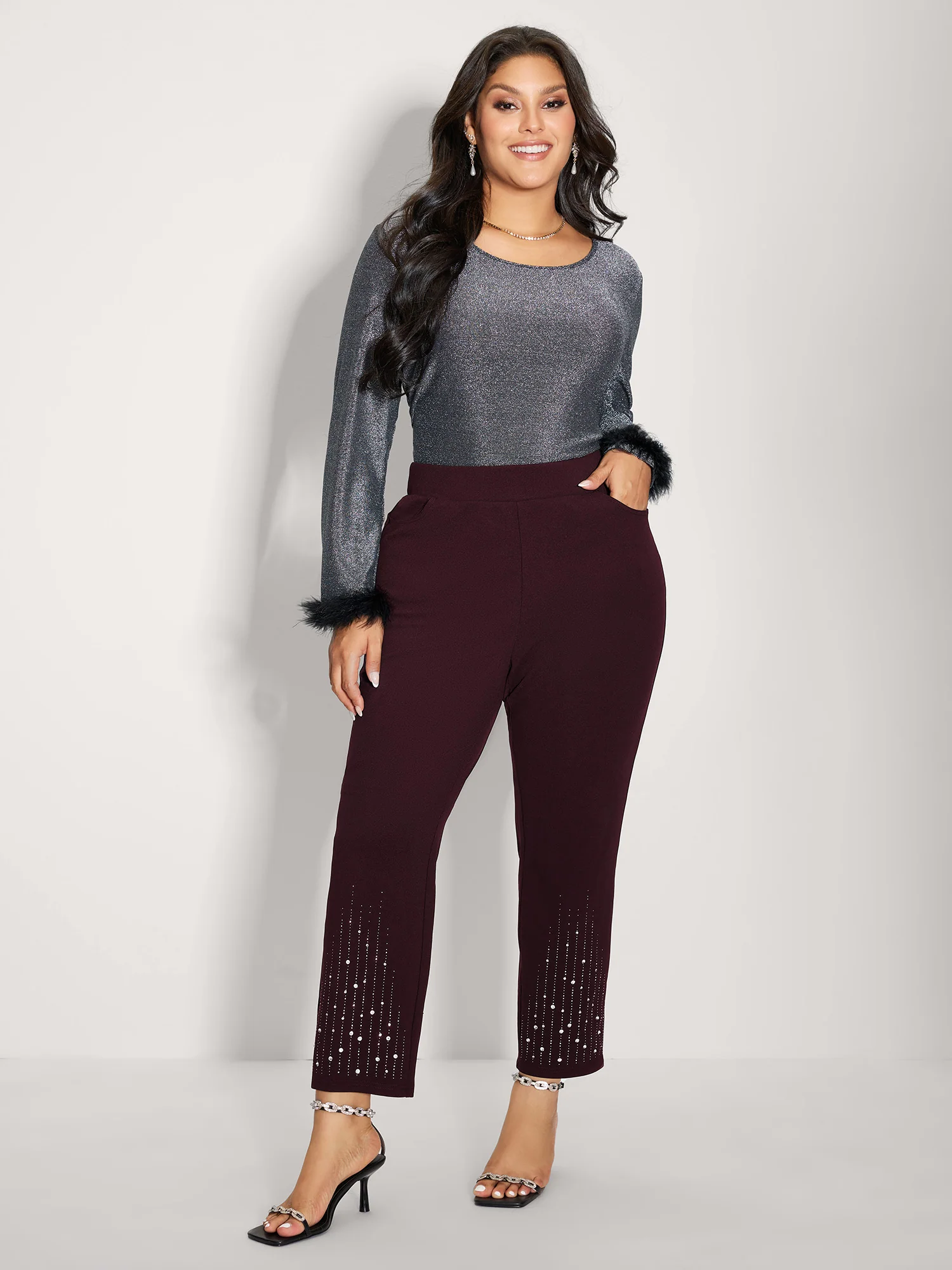 Stretchy Diamond Detail Hem Pants