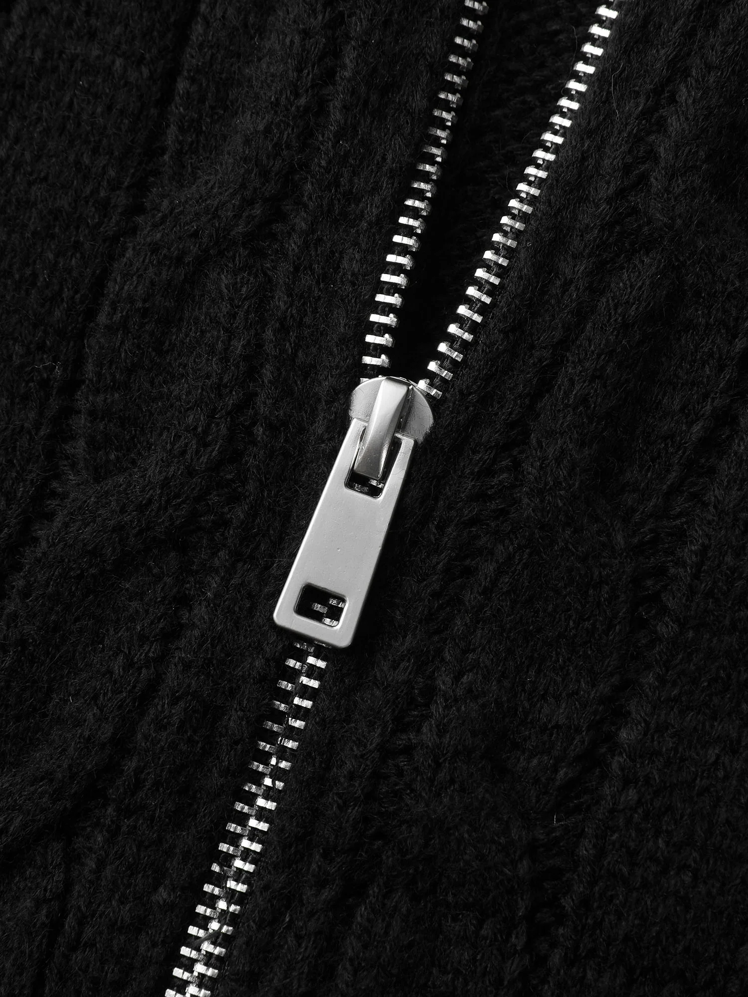 Cable Zipper Sleeveless Knit Cardigan