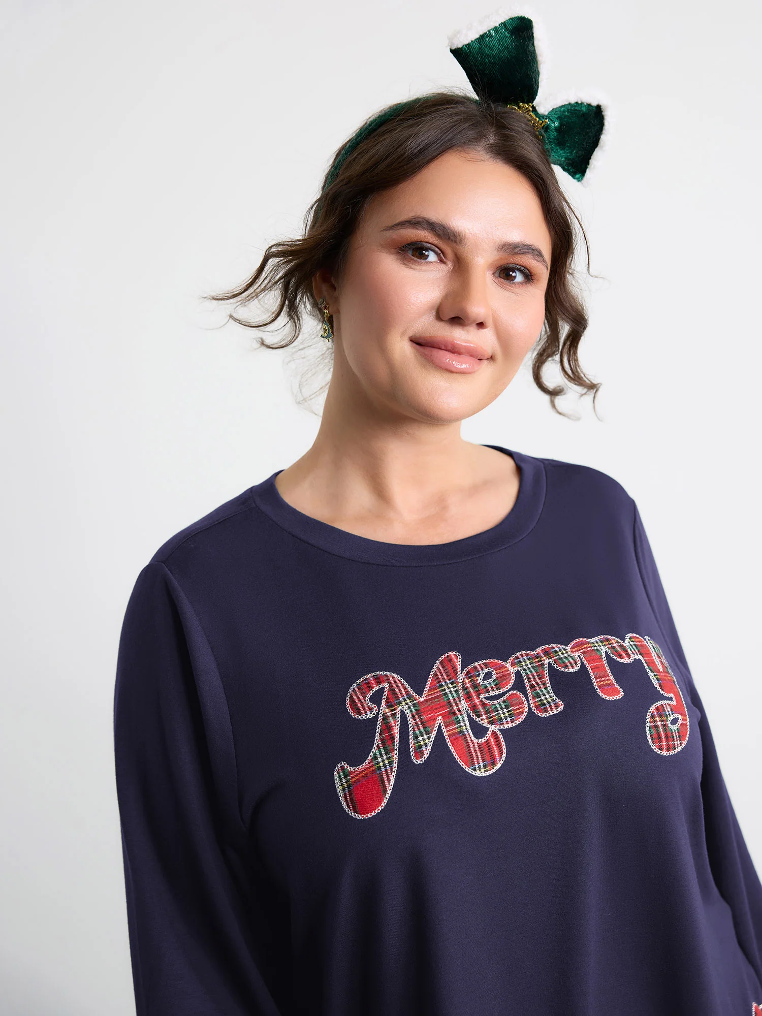 Merry Applique Embroidery Sweatshirt