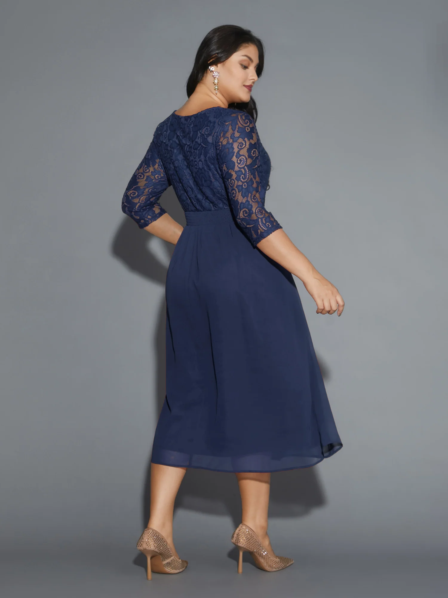 Lace Patchwork Shirred Midi Pocket Dress