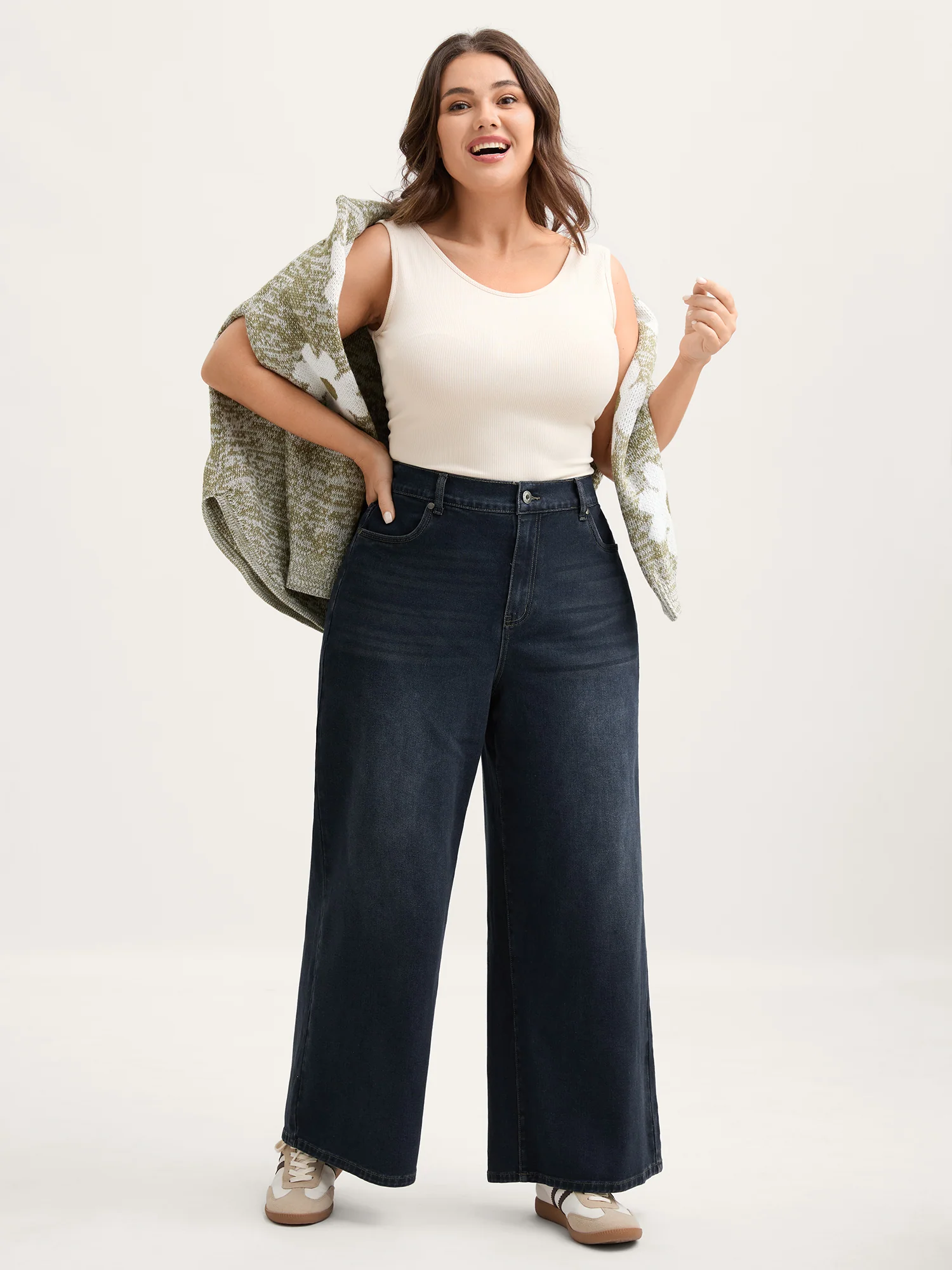 Stretchy Waist Retro Wash Wide-Leg Jeans