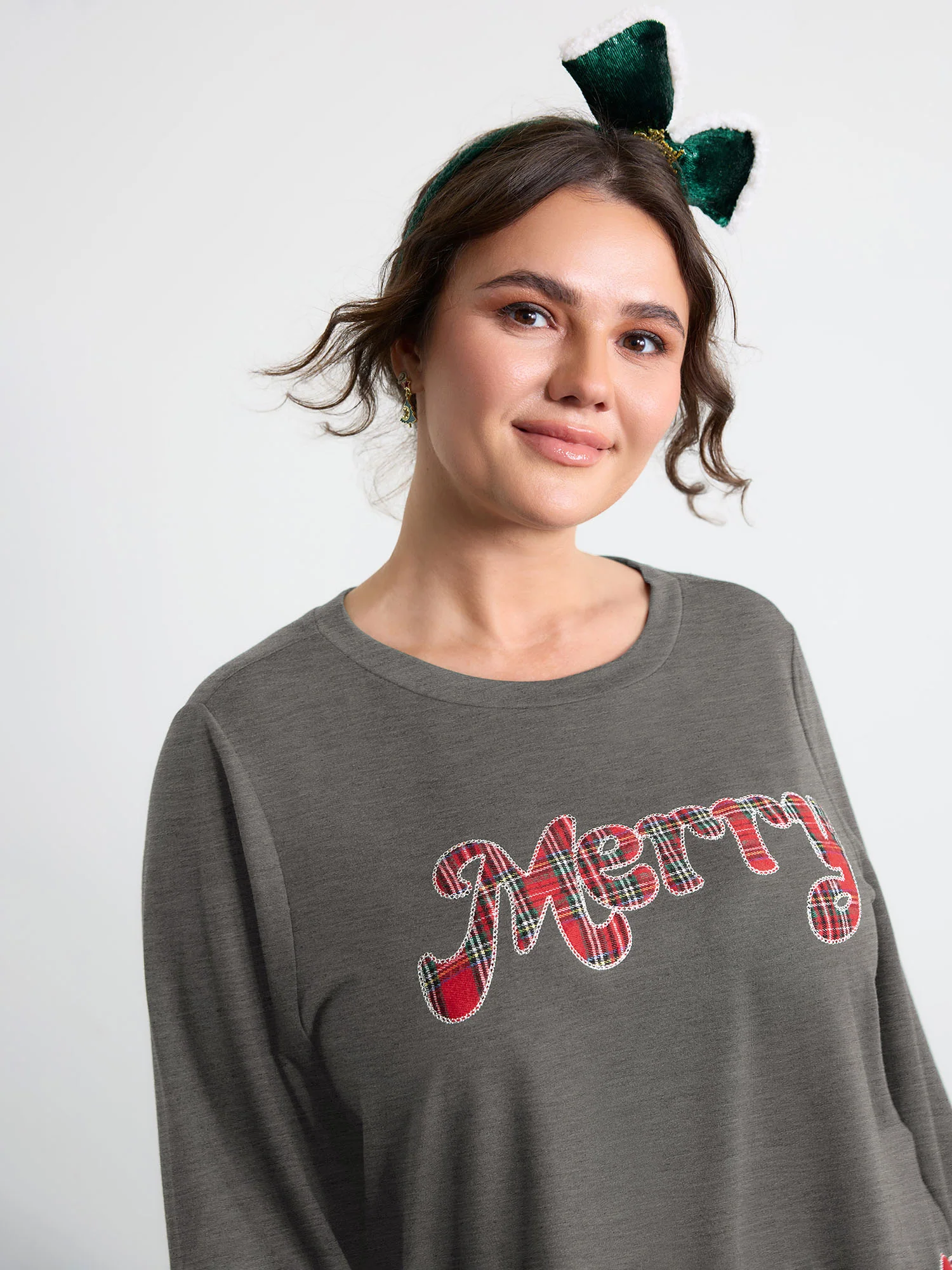 Merry Applique Embroidery Sweatshirt