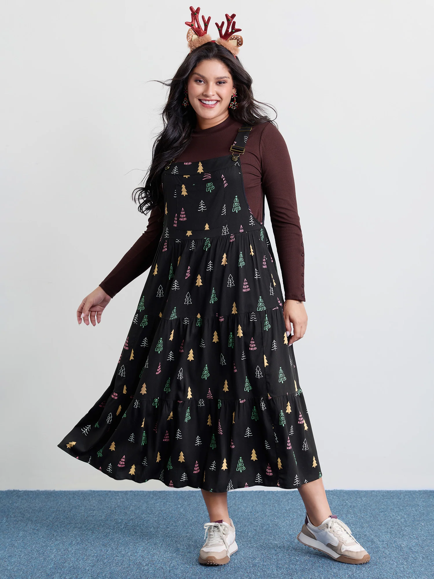 Holiday Tree Rayon Pockets Midi Dress