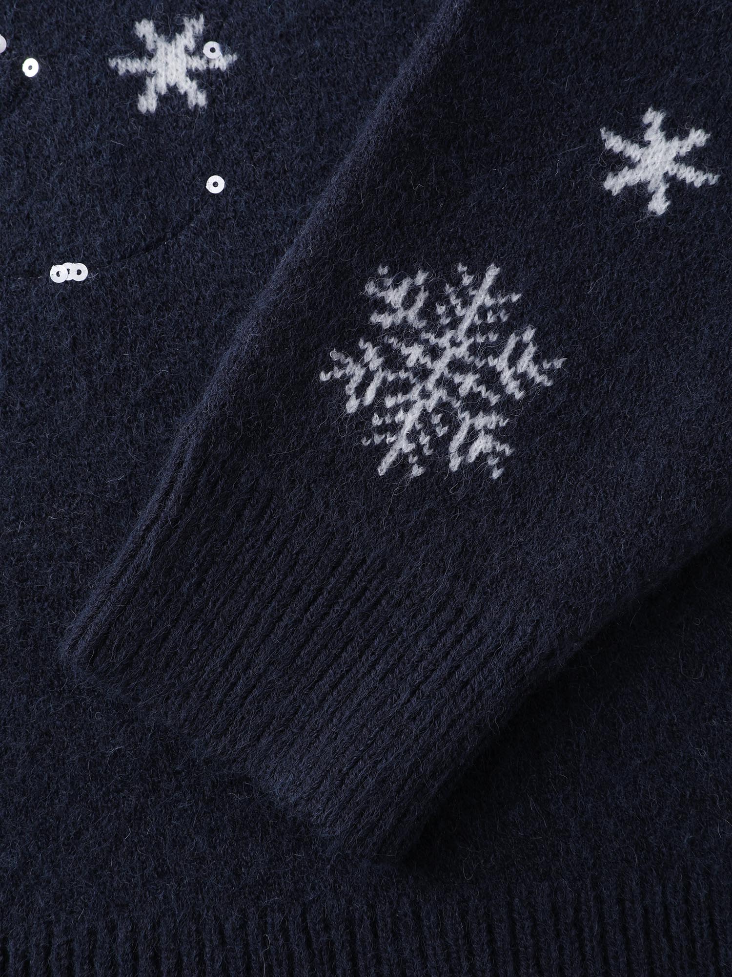 Stretchy Holiday Tree Sequin Embroidery Pullover