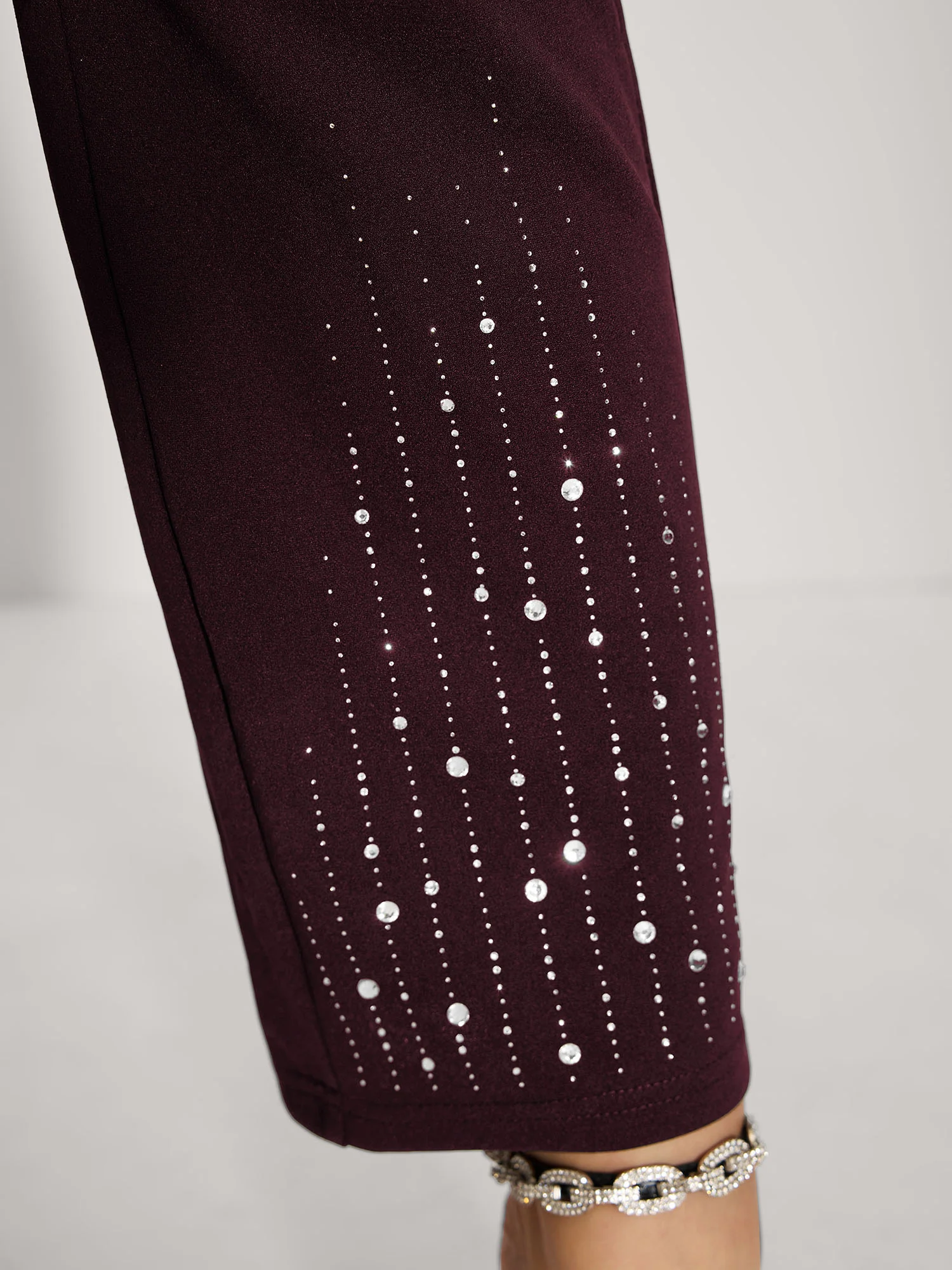 Stretchy Diamond Detail Hem Pants