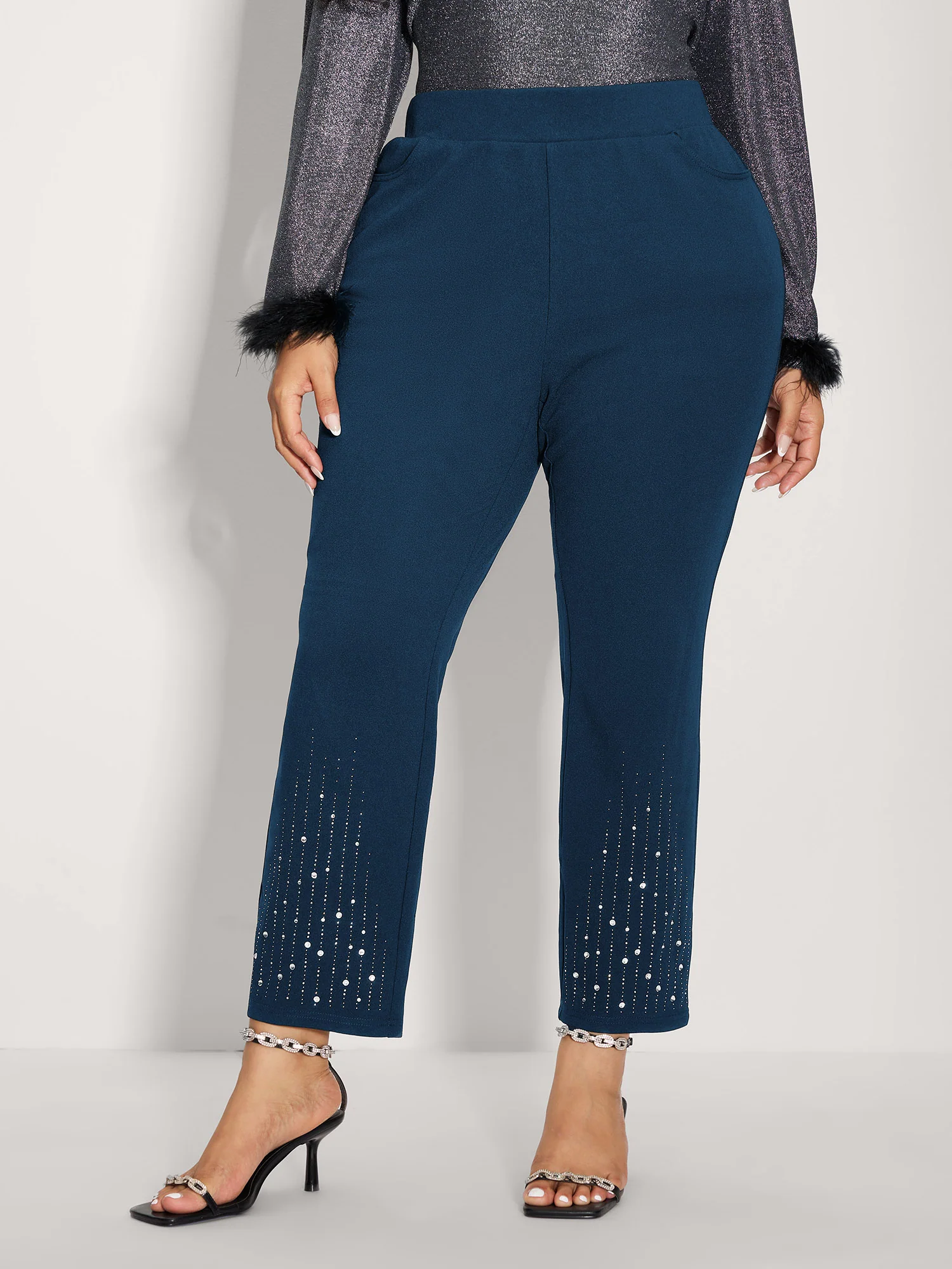 Stretchy Diamond Detail Hem Pants