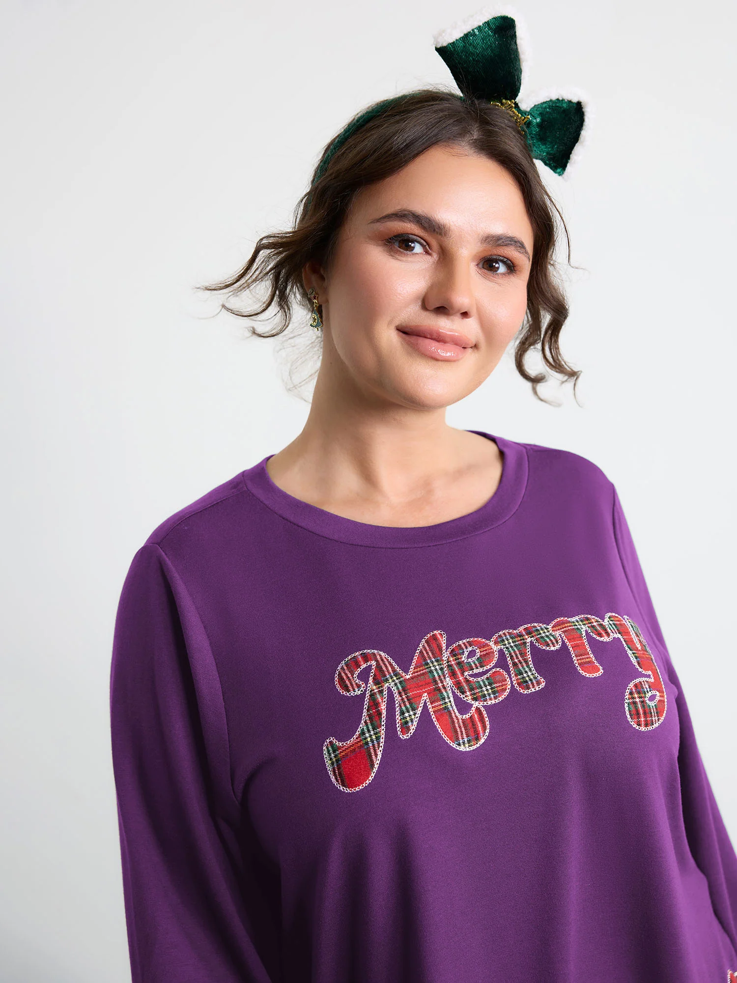 Merry Applique Embroidery Sweatshirt
