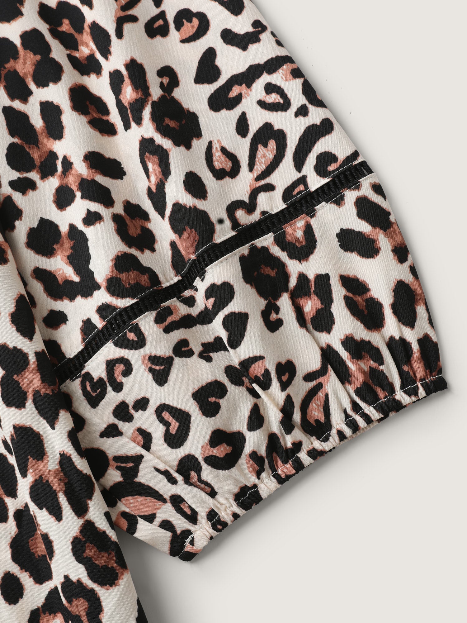 Leopard Print Lace Trim Buttons Blouse