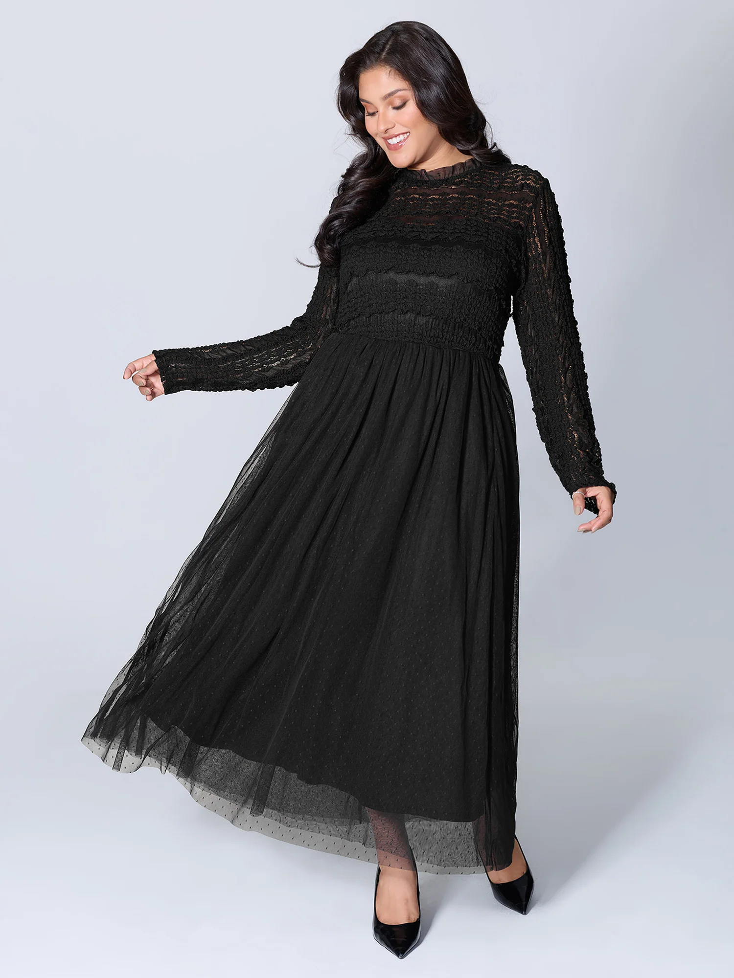 Textured Lace Sheer Lined Maxi Dress