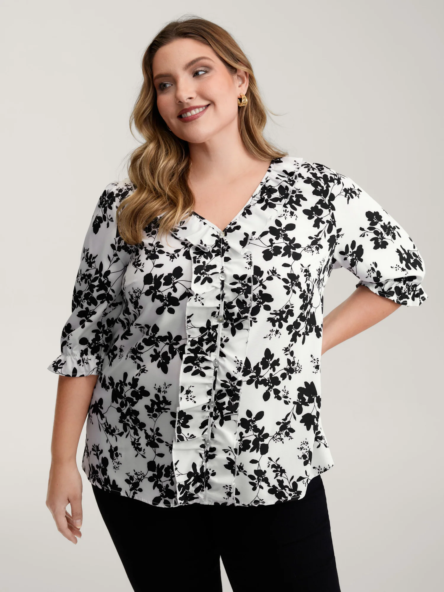Fall Silhouette Florals Button Ruffled Blouse
