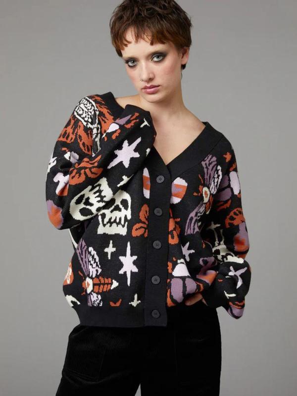 Women's Halloween Themed All Over Hybrid Skull Knit Button Front Cardigan, Casual Drop Shoulder Long Sleeve V Neck Knitwear for Fall, Fashion Ladies' Knit Clothing for Daily Wear