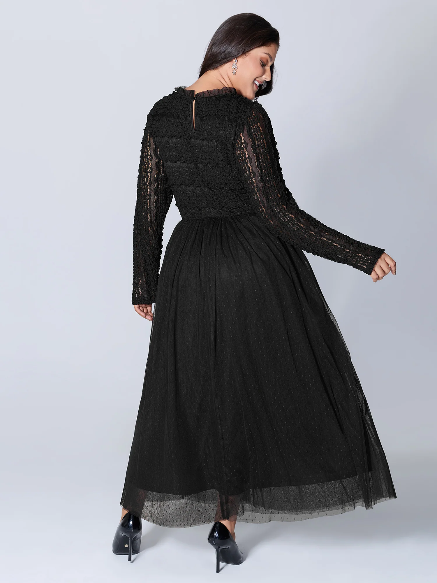 Textured Lace Sheer Lined Maxi Dress