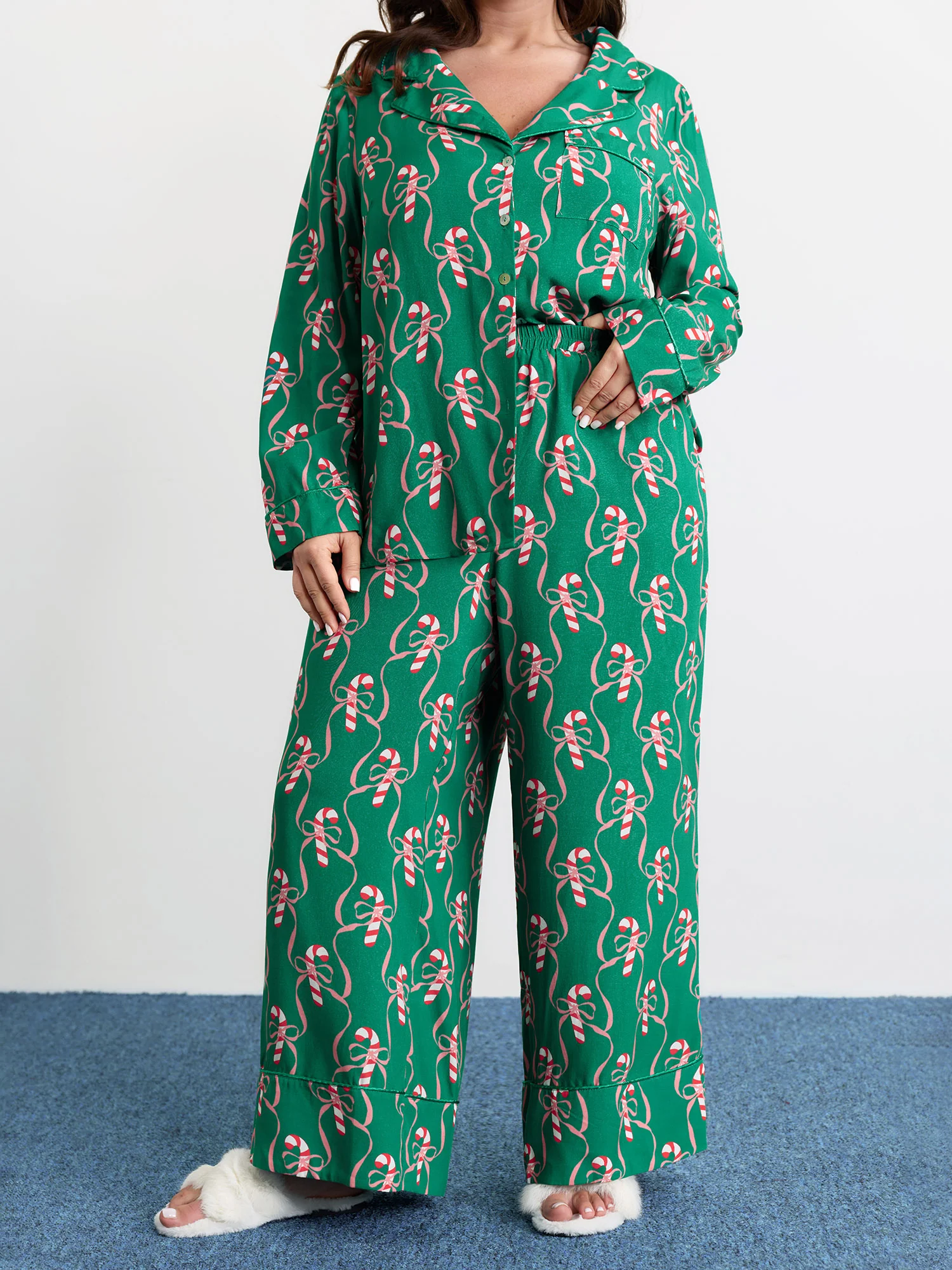 Holiday Print Color Contrast Robe Set