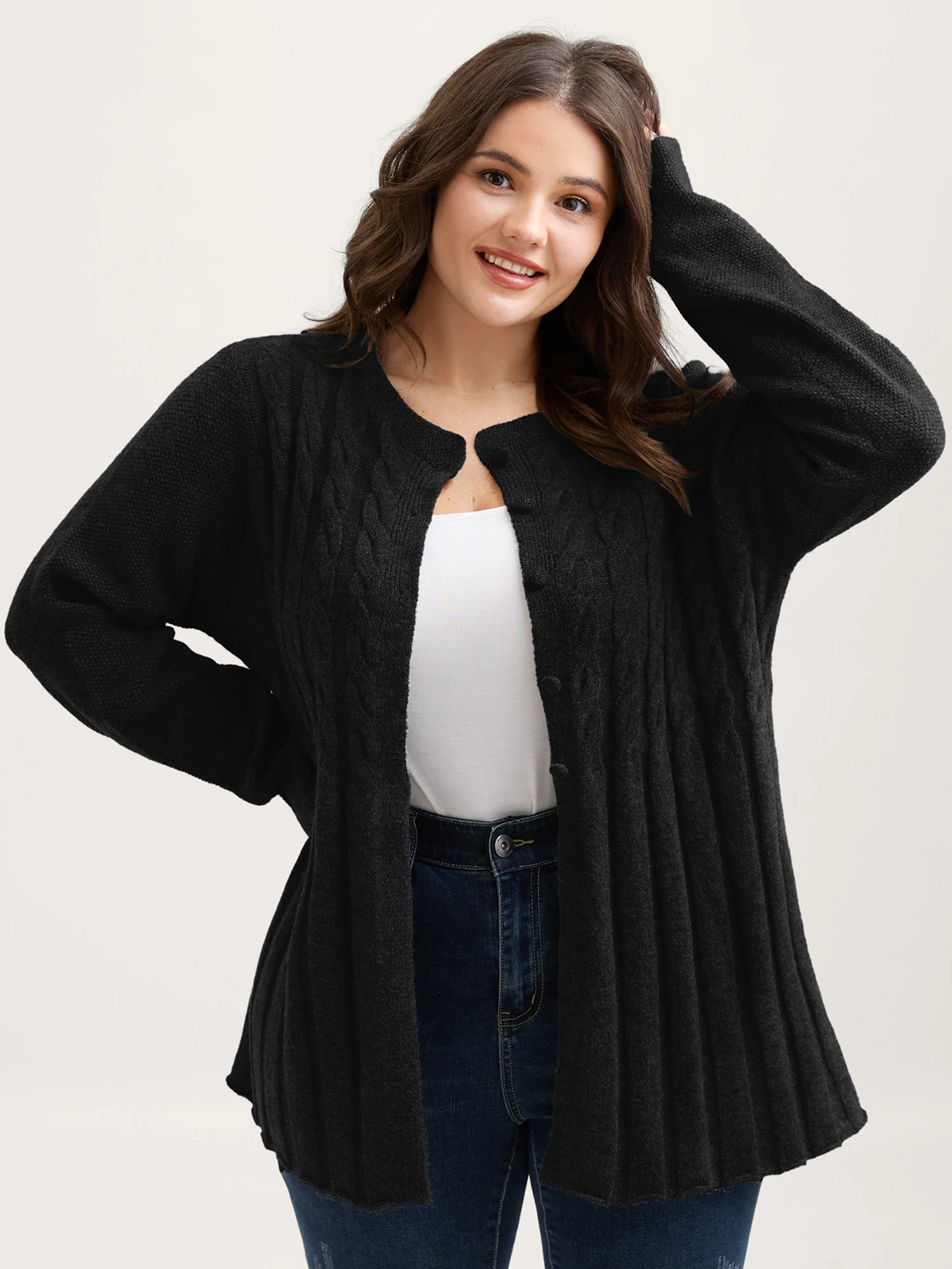 Cable Knit Round Neck Button Knit Cardigan