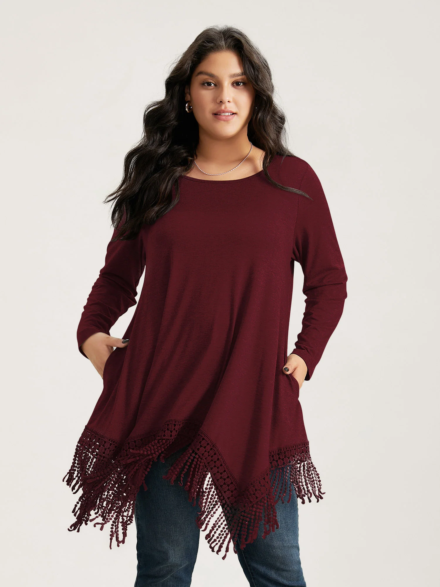 Solid Tassels Trim Pocket Asymmetrical Hem T-shirt