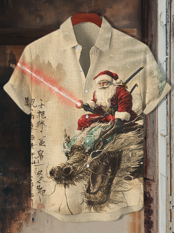 Men's A Santa Claus Holding A Lightsaber Print Short Sleeve Shirt