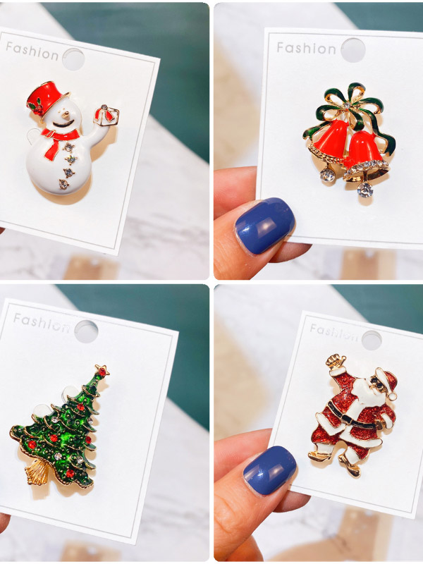 Women's Colorful Rhinestone Christmas Theme Irregular Shape Alloy Ornament Brooch