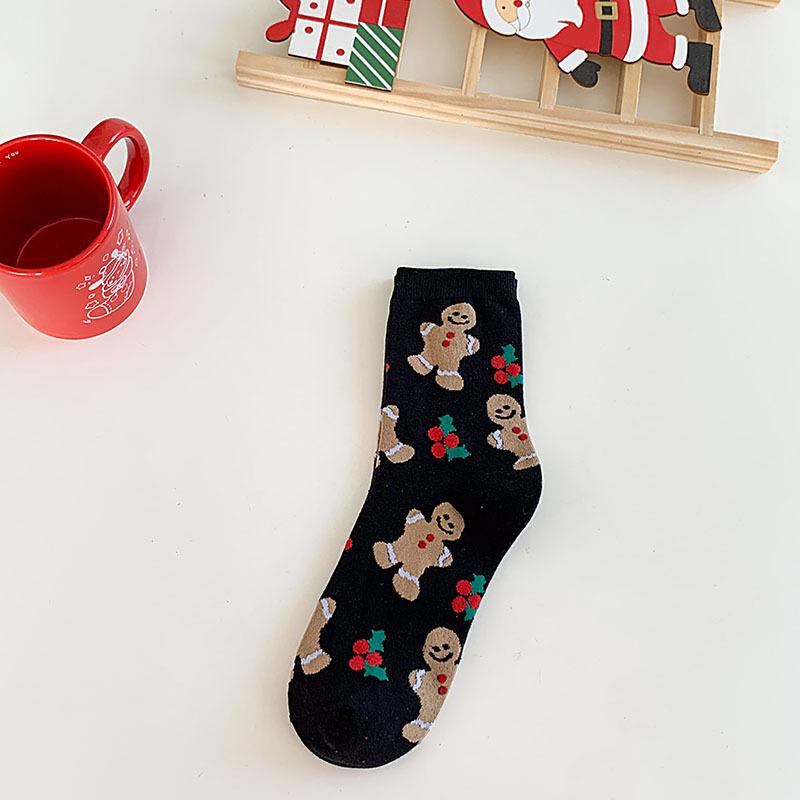 Christmas stockings - Men's and women's mid-calf socks with cute cartoon designs