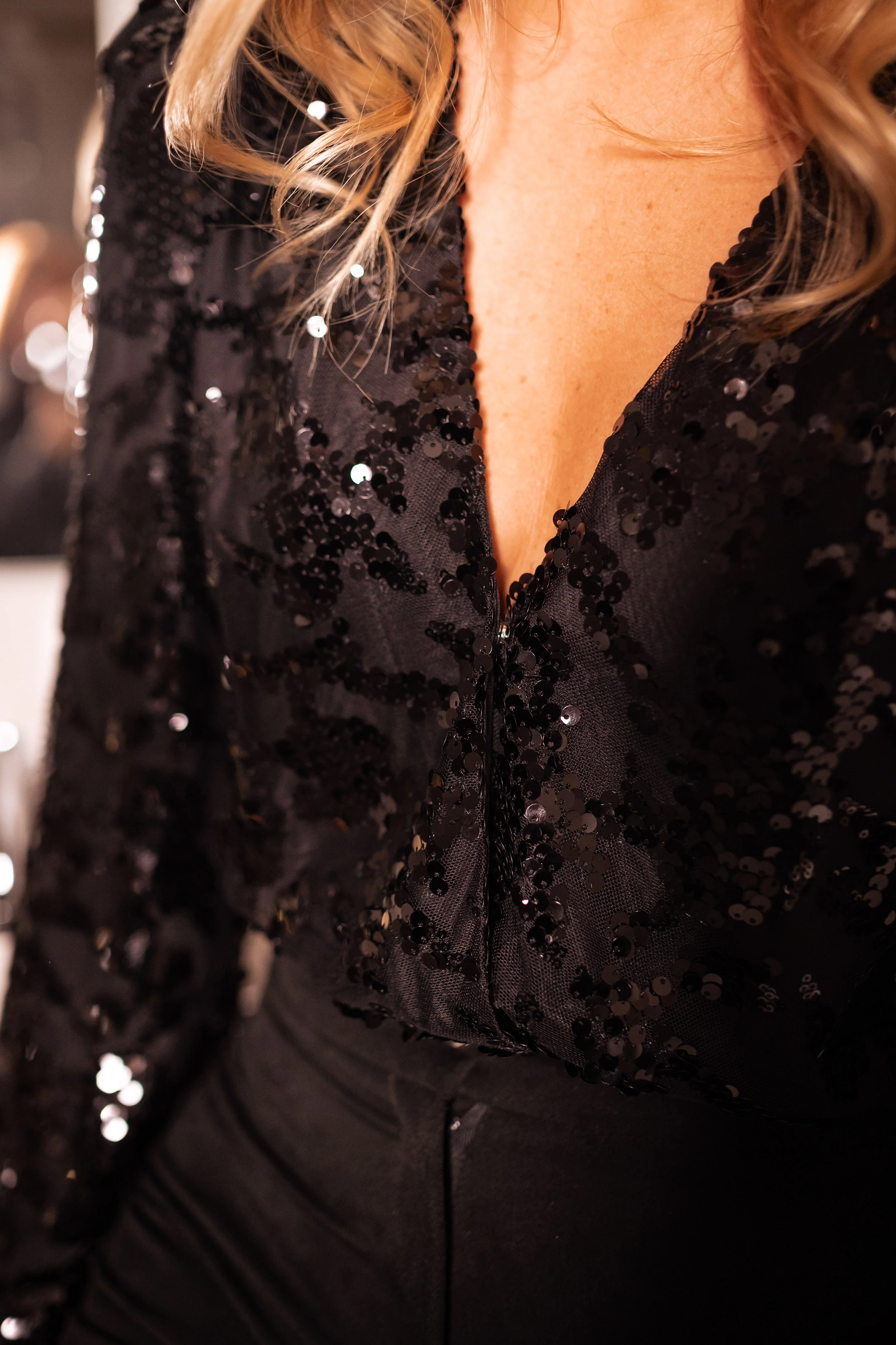 Black Sequin Glam Top – Shine & Stand Out (S–6XL)