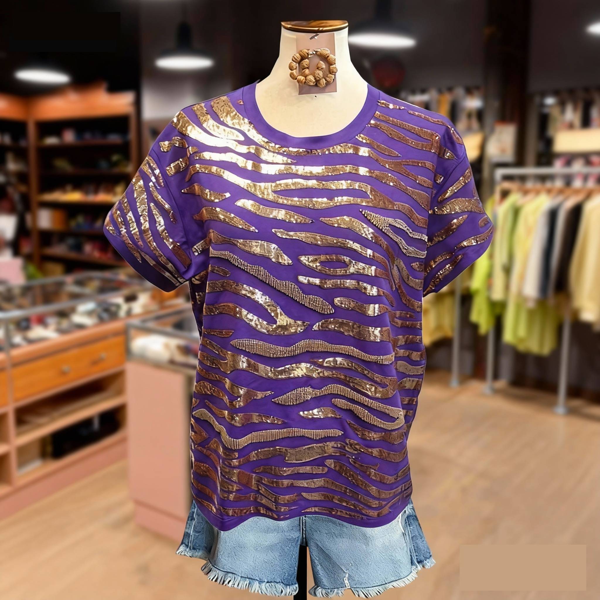 Women's Plus Size Sequin Tiger Pattern Short Sleeve Top