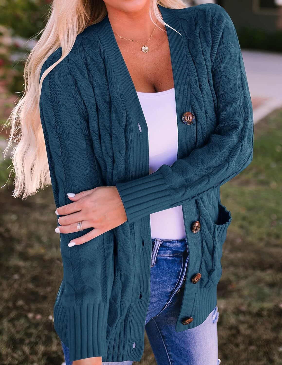 Women's Cardigan Sweaters 2025 Fall Button Down Open Front Cable Knit Casual Trendy Winter Clothing Outerwear