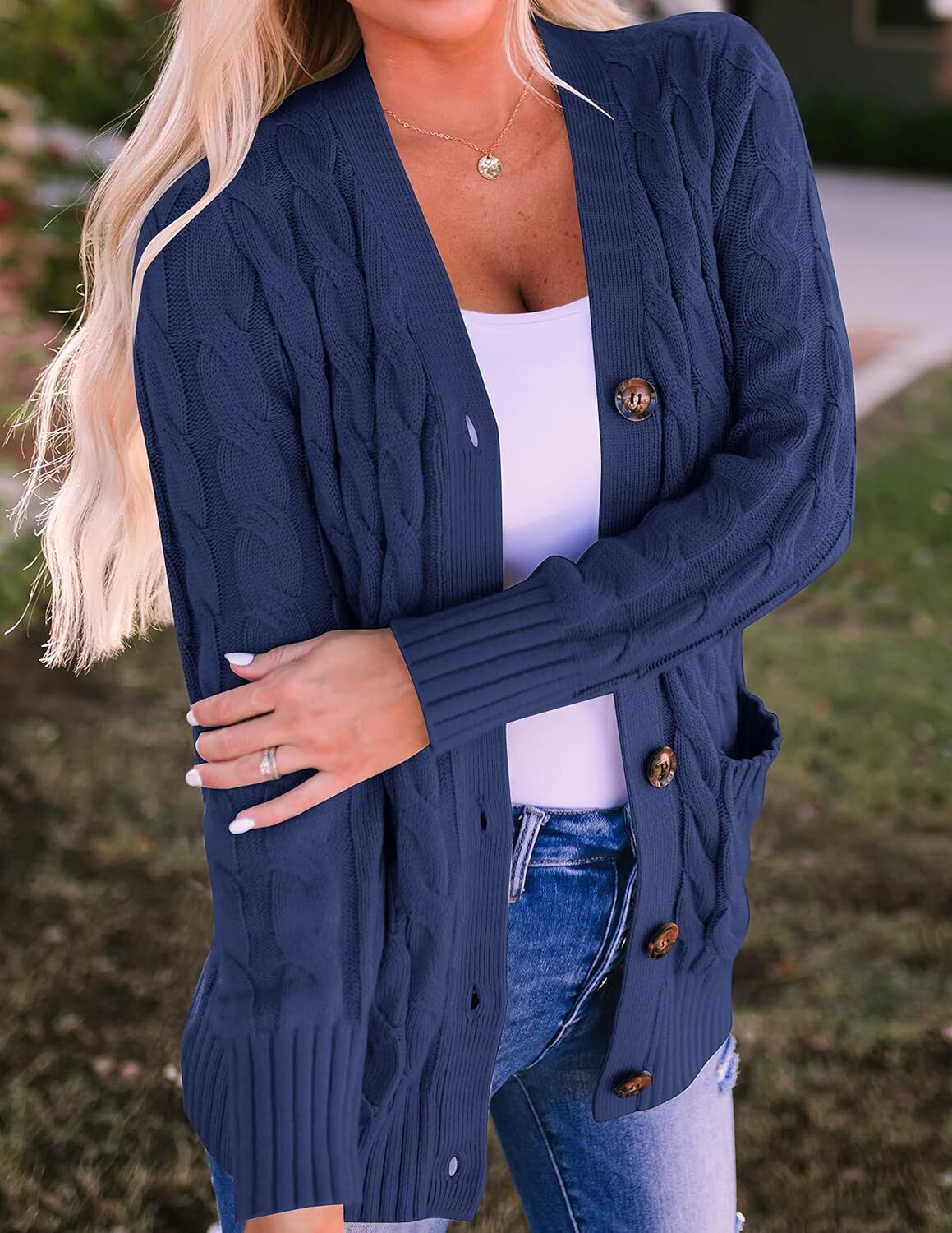 Women's Cardigan Sweaters 2025 Fall Button Down Open Front Cable Knit Casual Trendy Winter Clothing Outerwear