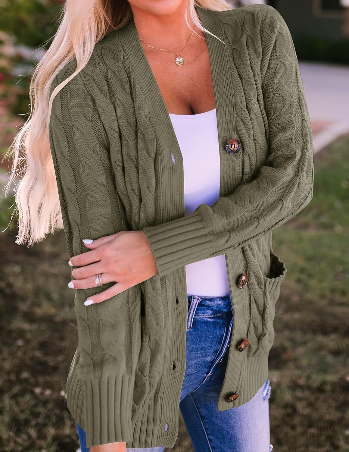 Women's Cardigan Sweaters 2025 Fall Button Down Open Front Cable Knit Casual Trendy Winter Clothing Outerwear