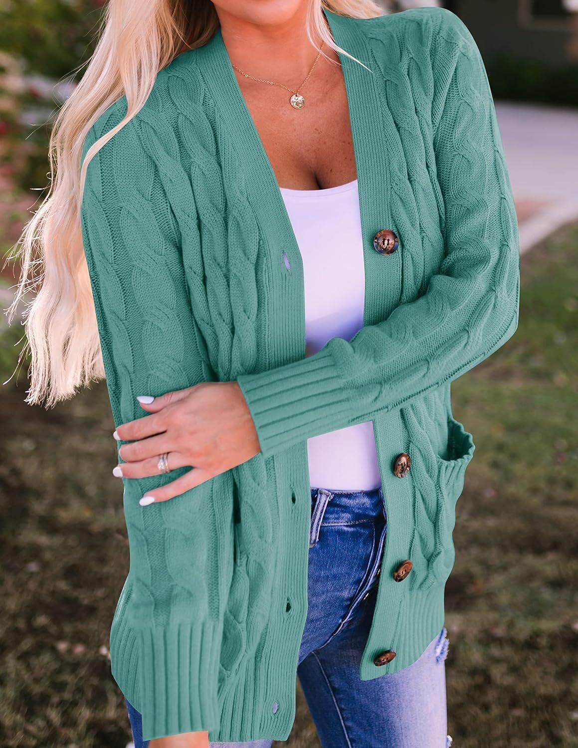 Women's Cardigan Sweaters 2025 Fall Button Down Open Front Cable Knit Casual Trendy Winter Clothing Outerwear